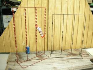 lot 31 image: 2 Vintage Countertop Clip Rack Product Displays