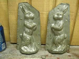 lot 104 image: Antique Germany Rabbit Chocolat Mold