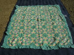 lot 169 image: Vintage Quilted Blanket