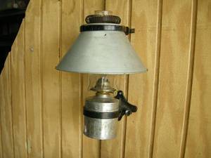 lot 190 image: Pair Vintage Railroad Caboose Lanterns