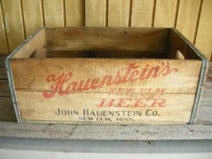 lot 213 image: Vintage Hauensteins Beer Crate