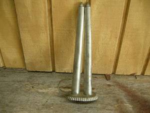 lot 218 image: Antique Candle Mold
