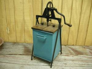 lot 225 image: Antique Box Churn