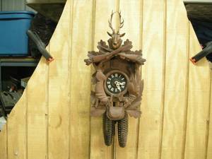 lot 244 image: Great Vintage German 8 Day Hunter Cuckoo Clock