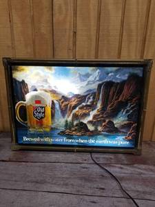 lot 118 image: Vintage Old Style Waterfall Motion Beer Light
