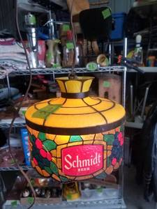 lot 2 image: Vintage Schmidt Hanging Beer LIght