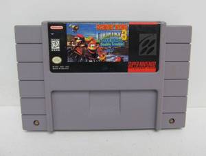 lot 45 image: Donkey Kong Country 3 Diddy Kongs Double Trouble - Super Nintendo