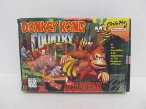 lot 54 image: Donkey Kong Country - Super Nintendo