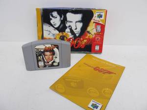 lot 97 image: Goldeneye 007 - Nintendo 64