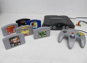 lot 121 image: Nintendo 64 Video Game System wGames