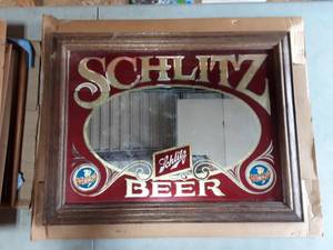 lot 2 image: Schlitz Beer Mirror 27x21