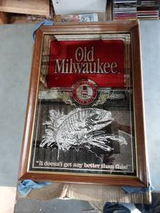 lot 6 image: Old Milwaukee Beer Framed Mirror 18x26