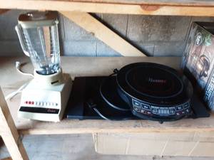 lot 52 image: Nuwave II Induction Cook Top, Blender & Hot Plate