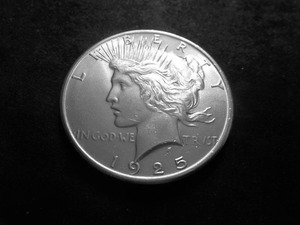 lot 44 image: 1925 Peace Silver Dollar