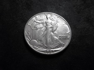 lot 59 image: 1942 D Walker Half Dollar