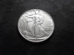lot 62 image: 1942 Walker Half Dollar