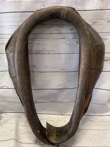lot 24 image: Antique Horse Collar 22 x 27 Tall