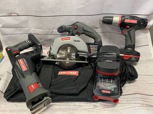 lot 48 image: Craftsman 19.2 Volt 3pc Tool Set with Bag