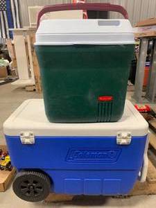 lot 109 image: Lot of 2 Coolers