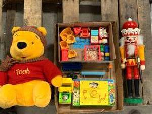 lot 115 image: Lot of Vintage Toys & Nutcracker
