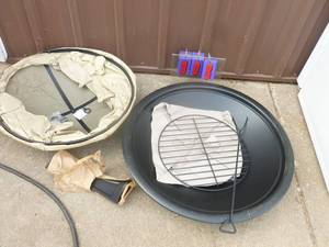 lot 8 image: 30 Fire pit new in box. Appears complete. As shown.