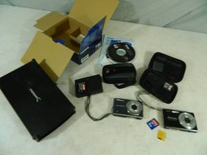 lot 65 image: Digital Cameras, External Hard Drive