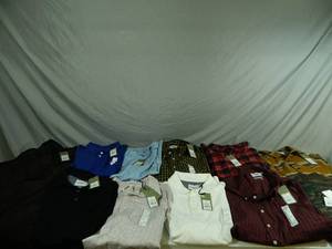 lot 98 image: New Mens XXL Clothing