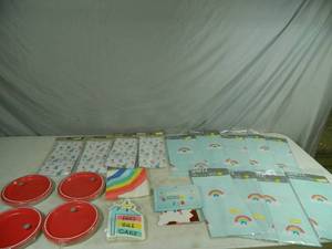 lot 109 image: New Party Supplies