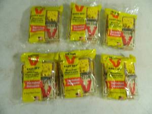 lot 119 image: 24 New Easy Set Mouse Traps