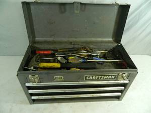 lot 136 image: Craftsman Toolbox with Tools