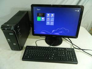 lot 149 image: Gateway Desktop Computer with Windows 8