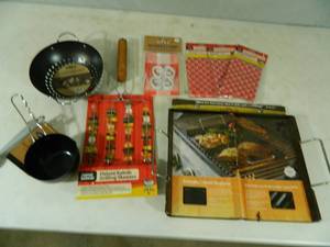 lot 167 image: New BBQ Accessories