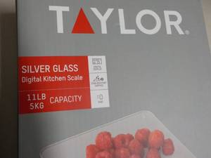 lot 39 image: Taylor Digital Kitchen Scale...
