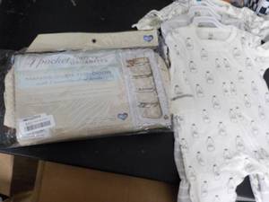 lot 68 image: 4 pocket Nursery Organizer and 3 Sl...
