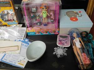 lot 120 image: Toy Lot...
