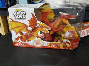 lot 121 image: Zuru Robo Alive...
