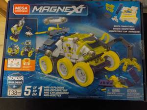lot 122 image: Magnext Large Size...