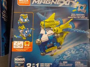 lot 124 image: Magnext Small Size...