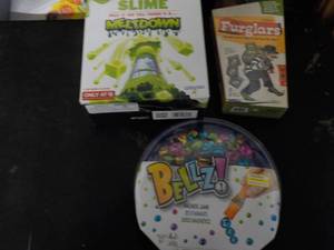 lot 129 image: Nickelodeon, The Furglars and Bellz...