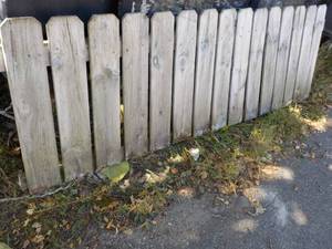 lot 144 image: Fence Panel 89 Long x 32 High- 5 ...