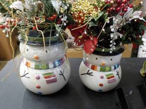 lot 150 image: Xmas Dcor- Joseph needs to be glu...
