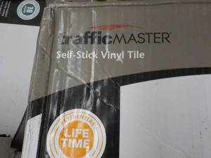lot 207 image: 3 Boxes Traffic Master White Traver...