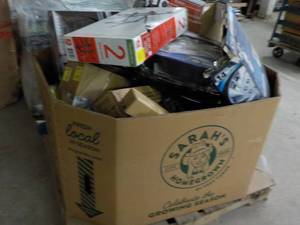 lot 211 image: Pallet of Major Retailers Overstock...