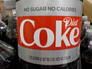 lot 224 image: Case of 12 - 1.25 Liter Bottles Die...