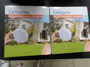 lot 235 image: Lot of 2 Gemgeny Outdoor Retractabl...
