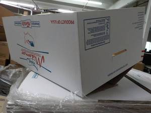 lot 257 image: Lot of 50 Halal Boxes...