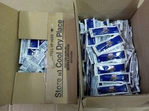 lot 291 image: 2 Boxes Kraft Mayo Packets...