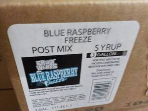 lot 321 image: 2 - 3 Gallon Blue Raspberry Freeze ...