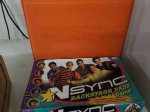 lot 359 image: Construx and Nsync Game...