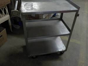 lot 362 image: Stainless Steel 3 Shelf Cart 33 x 2...